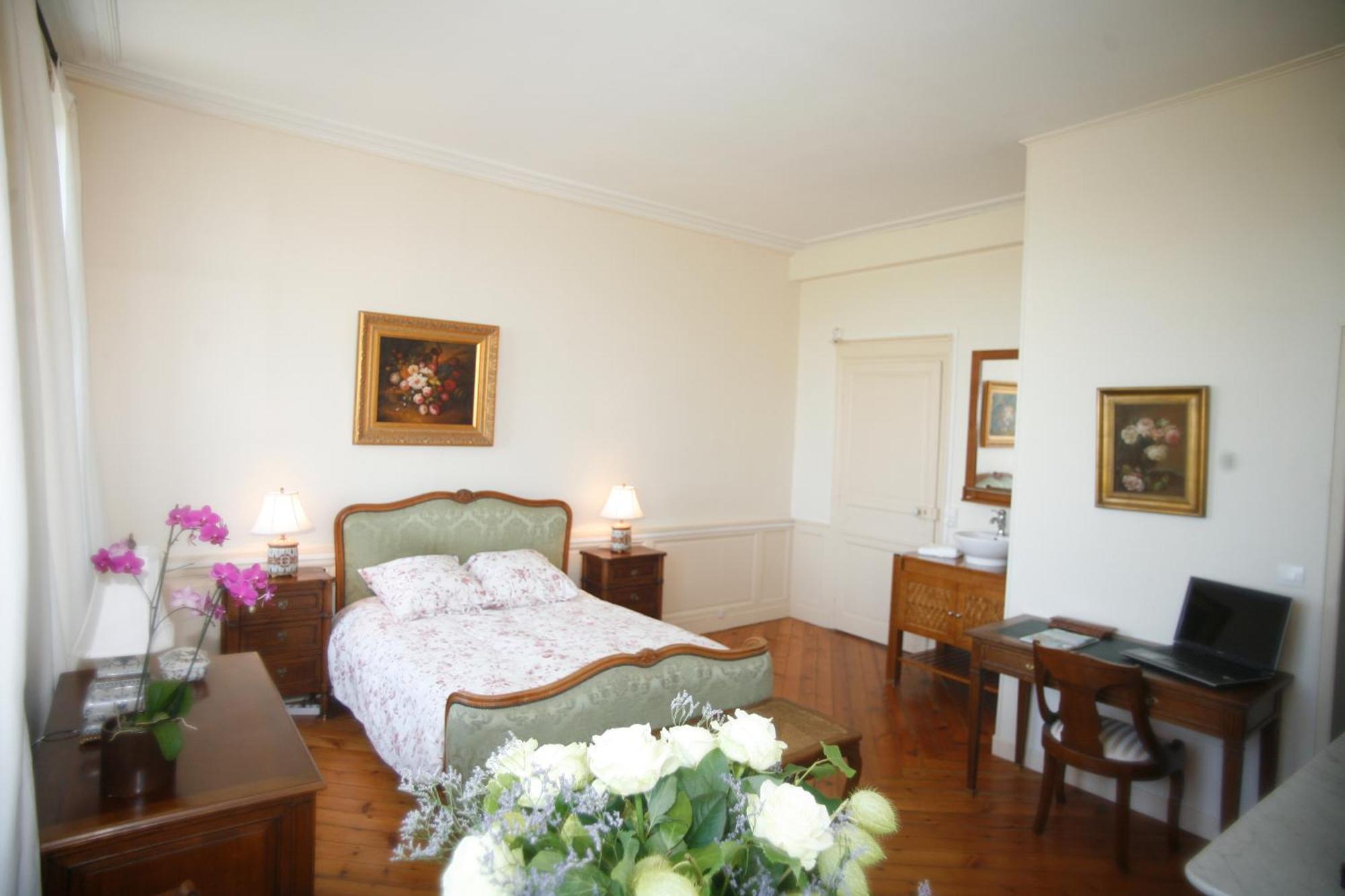 Chambres D'Hotes Autour De La Rose Honfleur Exteriör bild